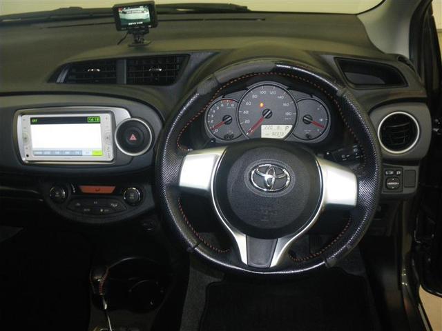 ヴィッツ ＲＳ　・純正ナビ／ワンセグＴＶ／ＣＤ　ドラレコ　ＥＴＣ　バックモニター　純正１６ＡＷ　ＨＩＤヘッドライト　フロントフォグランプ　ＡＵＴＯライト　オートエアコン　スマートキー　ロングラン保証付（12枚目）