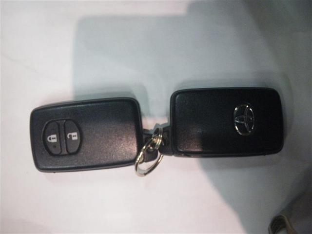 ヴィッツ ＲＳ　・純正ナビ／ワンセグＴＶ／ＣＤ　ドラレコ　ＥＴＣ　バックモニター　純正１６ＡＷ　ＨＩＤヘッドライト　フロントフォグランプ　ＡＵＴＯライト　オートエアコン　スマートキー　ロングラン保証付（19枚目）