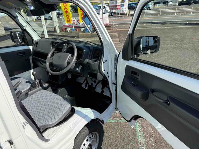 キャリイトラック ＫＣエアコン・パワステ農繁仕様　４ＷＤ　ＭＴ　スズキセーフティサポート　衝突被害軽減システム　クリアランスソナー　レーンアシスト　アイドリングストップ　ＥＳＣ　エアコン　パワーステアリング　運転席エアバッグ　助手席エアバッグ（10枚目）