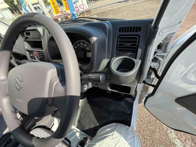 キャリイトラック ＫＣエアコン・パワステ農繁仕様　４ＷＤ　ＭＴ　スズキセーフティサポート　衝突被害軽減システム　クリアランスソナー　レーンアシスト　アイドリングストップ　ＥＳＣ　エアコン　パワーステアリング　運転席エアバッグ　助手席エアバッグ（11枚目）