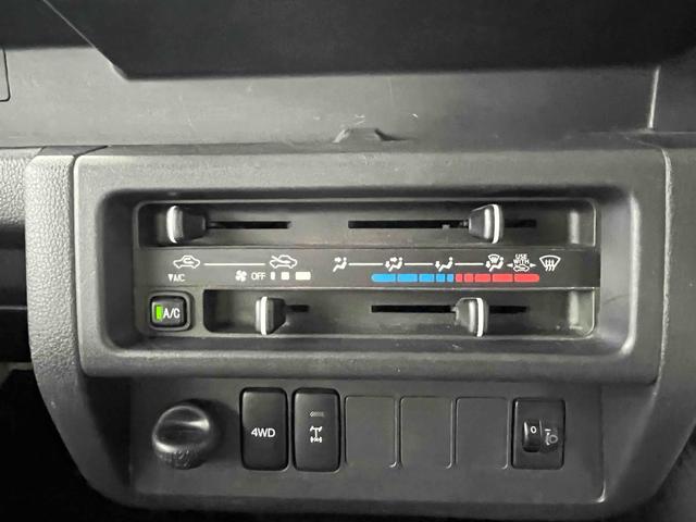 ハイゼットトラック 　農用スペシャル　４ＷＤ　ＭＴ　エアコン・パワステ　運転席エアバッグ（3枚目）