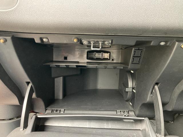 ２０Ｘ　後期型　２ＷＤ　禁煙車　記録簿付　ナビ　フルセグＴＶ　ＣＤ　ＤＶＤ　ＥＴＣ　キセノンヘッドランプ　スマートキー　シートヒーター　電動格納ミラー(42枚目)