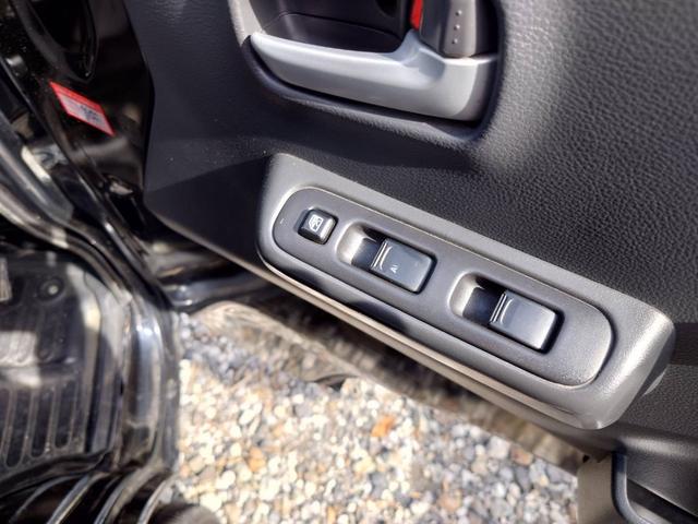 キャリイトラック 　４ＷＤ　軽トラック　ＭＴ　ドライブレコーダー　ＥＴＣ　ナビＴＶ　キーレスエントリー　アルミホイール　エアコン　パワーステアリング　パワーウィンドウ　運転席エアバッグ　ＵＳＢ（7枚目）