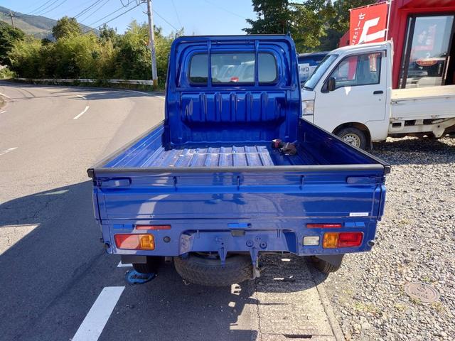 ハイゼットトラック 　４ＷＤ　ＭＴ　アルミホイール　エアコン　パワーステアリング（13枚目）