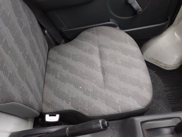 キャリイトラック KCエアコン・パワステ 4WD AT エアコン パワーステアリング 鳥居 アオリ新車外し!(7枚目)