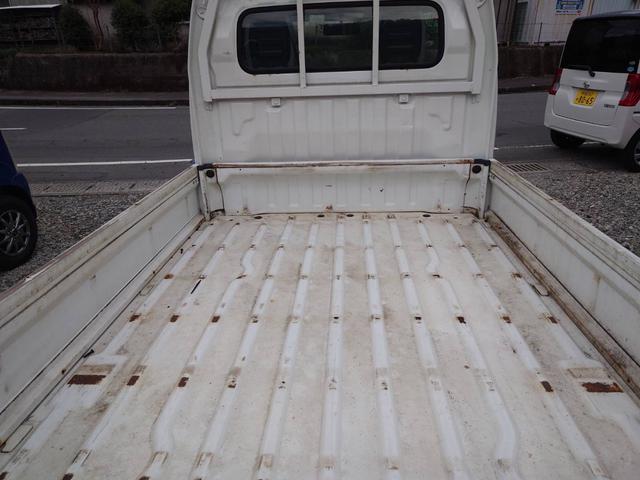 キャリイトラック KCエアコン・パワステ 4WD AT エアコン パワーステアリング 鳥居 アオリ新車外し!(17枚目)