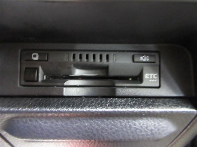 ヴォクシー ハイブリッドZS 煌III ドライブレコーダ 地デジTV リヤカメラ スマートキー DVD再生可 クルコン VSC キーレス アルミホイール ナビ&TV LEDヘッドランプ ETC 3列シート 記録簿 ハーフレザーシート ABS(18枚目)