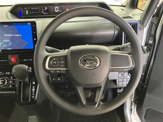 タント カスタムＸ　衝突軽減ブレーキ　半革シート　アイドリングストップ機能　Ｂカメラ　ナビＴＶ　盗難警報装置　ＬＥＤ　ＥＴＣ　キーレスエントリー　スマキー　フルセグＴＶ　エアコン　Ｗエアバッグ　ＤＶＤ　パワステ　ＡＢＳ（9枚目）