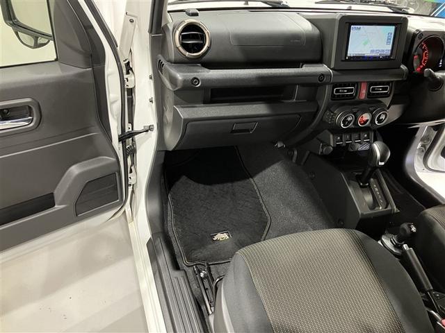 ジムニー ＸＣ　バックカメ　デュアルセンサーブレーキＳ　記録簿付き　Ｗエアバッグ　ドラレコ付き　ＡＵＴＯエアコン　パワーウィンドゥ　ＥＴＣ付　ナビＴＶ　スマキー　アクティブクルーズコントロール　セキュリティアラーム（4枚目）