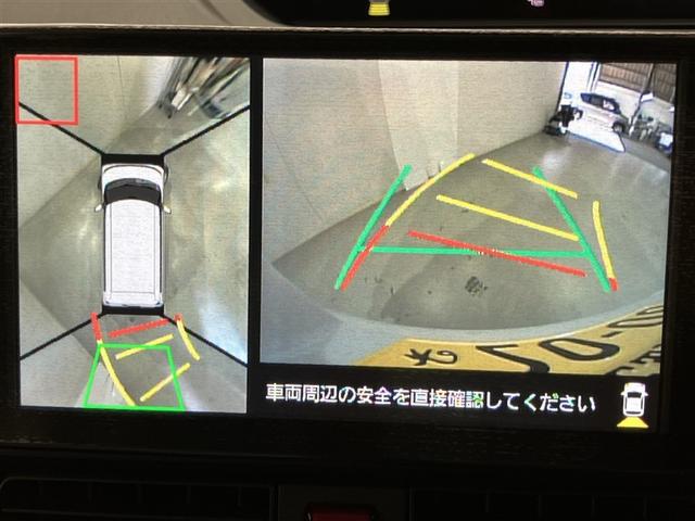 パノラミックビューモニター付きです。車両を上から見たような映像をディスプレイオーディオ画面に表示。運転席からの目視だけでは見にくい、車両周辺の状況をリアルタイムでしっかり確認できます。