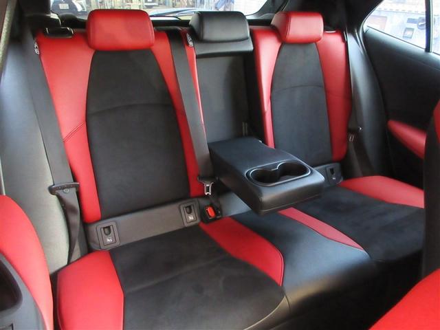 カローラスポーツ ハイブリッドＧ　Ｚ　衝突被害軽減Ｓ　Ｂモニ　地デジＴＶ　盗難防止装置　ＬＥＤライト　ナビ＆ＴＶ　オートクルーズコントロール　半革シート　メモリ－ナビ　アルミホイール　スマートキ－　ＡＢＳ　パワーウィンドウ　オ－トエアコン（6枚目）