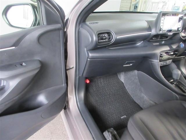 ヤリス ハイブリッドX ナビ&TV カーテンエアバッグ イモビライザー スマートキー&プッシュスタート バックモニター ワイヤレスキー ドラレコ ABS 定期点検記録簿 オートクルーズ フルセグ Wエアバック オートエアコン(4枚目)