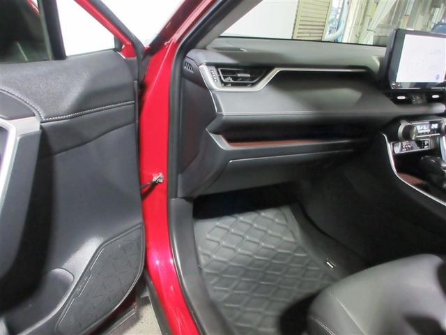 ＲＡＶ４ ハイブリッドＧ　衝突被害軽減装置　バックモニター　整備記録簿　地デジＴＶ　ＬＥＤヘッドライト　スマキー　電動シ－ト　ＡＷＤ　ＴＶナビ　パワステ　横滑り防止装置　ＡＡＣ　カーテンエアバック　エアバッグ　ＡＷ　ＥＴＣ（4枚目）