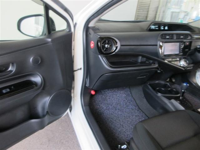 アクア Sスタイルブラック 記録簿あり バックモニタ- ナビTV イモビライザー スマートキープッシュスタート ETC付き Wエアバッグ キーフリ メモリーナビゲーション ドラレコ付き 横滑り防止装置付き 1セグ ABS PS(4枚目)