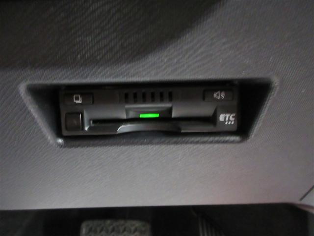 アクア Ｓスタイルブラック　記録簿あり　バックモニタ－　地デジフルセグ　ナビＴＶ　イモビライザー　スマートキープッシュスタート　ＥＴＣ付き　Ｗエアバッグ　キーフリ　メモリーナビゲーション　ドラレコ付き　横滑り防止装置付き　ＡＢＳ（12枚目）