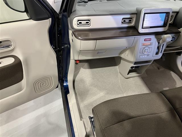 アルトラパン Ｆリミテッド　両席エアバッグ　キーフリー　記録簿　フルセグ　メモリーナビ　盗難防止装置　バックカメラ　オートエアコン　パワーウィンドウ　ＡＢＳ　運転席エアバック　アイドリングストップ機能　ブレーキサポート　ＥＴＣ付（4枚目）