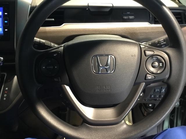 フリード Ｇ・ホンダセンシング　メモリーナビ　フルセグ　リアカメラ　ＥＴＣ　ドラレコ　Ｆセグ　追突被害軽減ブレーキ　Ｗエアバッグ　パワーウィンドウ　アクティブクルーズコントロール　スマートキ　カラーバックモニター　ＶＳＡ　エアコン（3枚目）