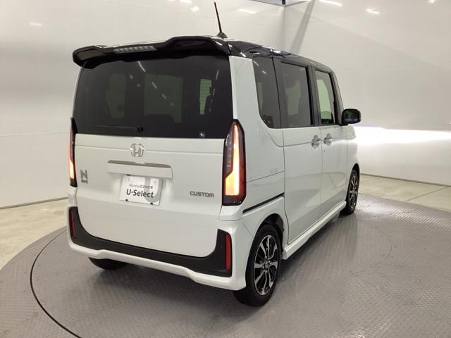 N-BOXカスタム コーディネートスタイル ディスプレイオーディオ リアカメラ オートクルーズ W電動ドア シートヒータ LED ESC ソナー ベンチシート アイドリングストップ エアコン サイドエアバック パワーウィンドウ オートライト(8枚目)