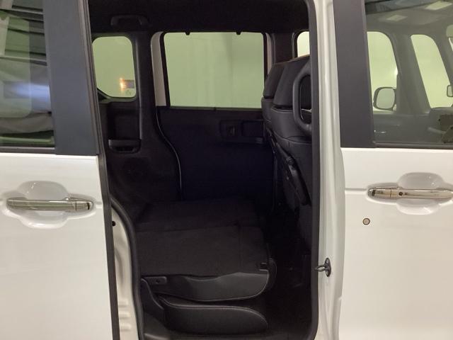 N-BOXカスタム コーディネートスタイル ディスプレイオーディオ リアカメラ オートクルーズ W電動ドア シートヒータ LED ESC ソナー ベンチシート アイドリングストップ エアコン サイドエアバック パワーウィンドウ オートライト(24枚目)