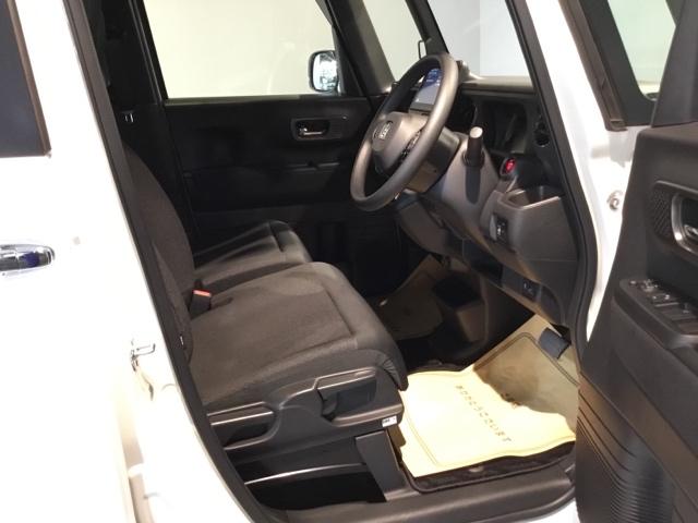 Ｎ－ＢＯＸカスタム ベースグレード　試乗車　メモリーナビ　ドラレコ　ＥＴＣ　ＵＳＢ接続　ＣＭＢＳ　Ｄレコ　禁煙　ベンチシート　オートエアコン　スマートキ　ＬＥＤ　盗難防止装置　クルコン　バックカメラ　フルセグＴＶ　パワーステアリング（17枚目）