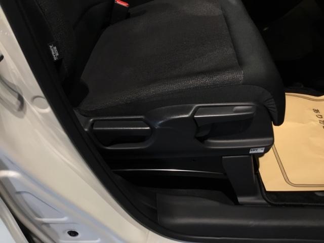 Ｎ－ＢＯＸカスタム ベースグレード　試乗車　メモリーナビ　ドラレコ　ＥＴＣ　ＵＳＢ接続　ＣＭＢＳ　Ｄレコ　禁煙　ベンチシート　オートエアコン　スマートキ　ＬＥＤ　盗難防止装置　クルコン　バックカメラ　フルセグＴＶ　パワーステアリング（18枚目）