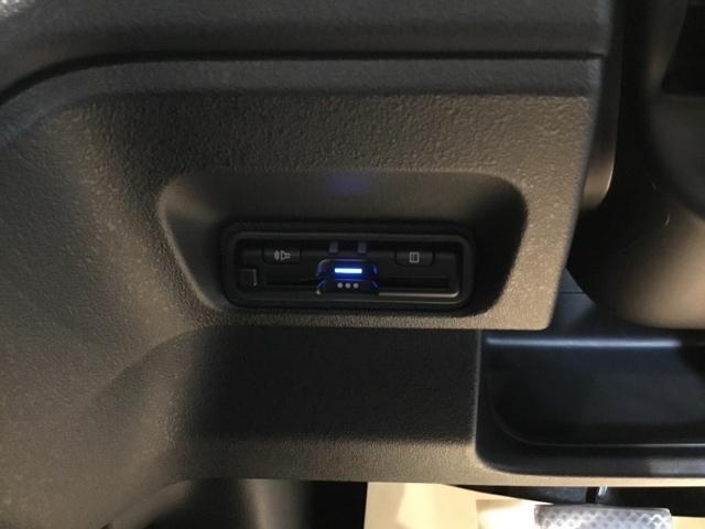 Ｎ－ＢＯＸカスタム ベースグレード　試乗車　メモリーナビ　ドラレコ　ＥＴＣ　ＵＳＢ接続　ＣＭＢＳ　Ｄレコ　禁煙　ベンチシート　オートエアコン　スマートキ　ＬＥＤ　盗難防止装置　クルコン　バックカメラ　フルセグＴＶ　パワーステアリング（28枚目）