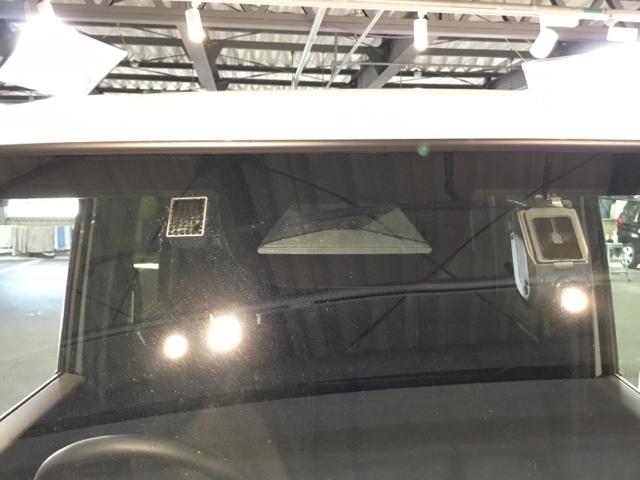 Ｎ－ＢＯＸカスタム ベースグレード　試乗車　メモリーナビ　ドラレコ　ＥＴＣ　ＵＳＢ接続　ＣＭＢＳ　Ｄレコ　禁煙　ベンチシート　オートエアコン　スマートキ　ＬＥＤ　盗難防止装置　クルコン　バックカメラ　フルセグＴＶ　パワーステアリング（33枚目）