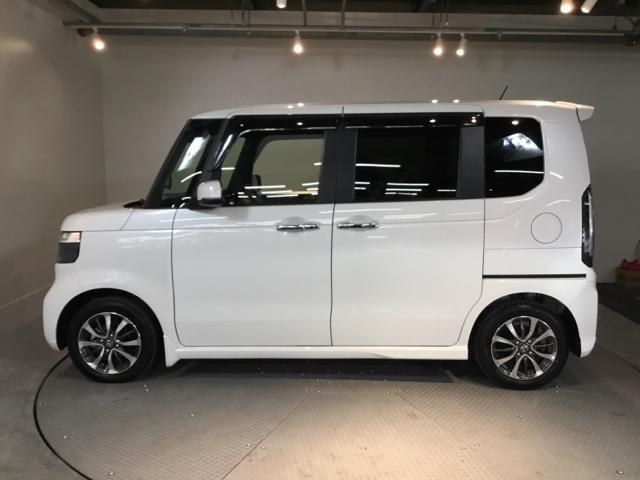 Ｎ－ＢＯＸカスタム ベースグレード　試乗車　メモリーナビ　ドラレコ　ＥＴＣ　ＵＳＢ接続　ＣＭＢＳ　Ｄレコ　ベンチシート　オートエアコン　スマートキ　ＬＥＤ　盗難防止装置　クルコン　バックカメラ　フルセグＴＶ　パワーステアリング　ＥＳＣ（7枚目）