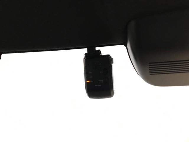 Ｎ－ＢＯＸカスタム ベースグレード　試乗車　メモリーナビ　ドラレコ　ＥＴＣ　ＵＳＢ接続　ＣＭＢＳ　Ｄレコ　ベンチシート　オートエアコン　スマートキ　ＬＥＤ　盗難防止装置　クルコン　バックカメラ　フルセグＴＶ　パワーステアリング　ＥＳＣ（21枚目）