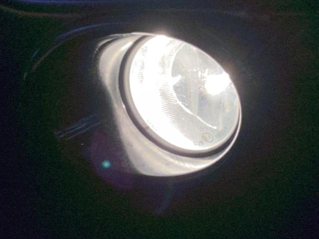 クロスロード HDDナビエディション リアカメラ ETC エアバッグ パワーステアリング ABS エアコン キーレスキー バックモニター 助手席エアバック DVD再生 3列シート パワーウィンドウ HDDナビ(25枚目)