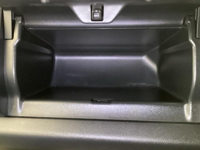 クロスロード HDDナビエディション リアカメラ ETC エアバッグ パワーステアリング ABS エアコン キーレスキー バックモニター 助手席エアバック DVD再生 3列シート パワーウィンドウ HDDナビ(30枚目)