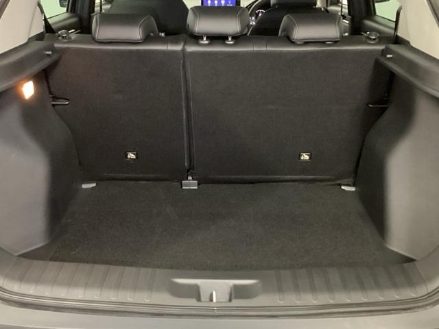 WR-V Z 試乗車 禁煙車 メモリーナビ フルセグ リアカメラ ETC 盗難防止装置 誤発進抑制 Rカメラ USB ESC LEDライト ABS ドラレコ パワーウィンドウ パワーステアリング フルオートエアコン(10枚目)