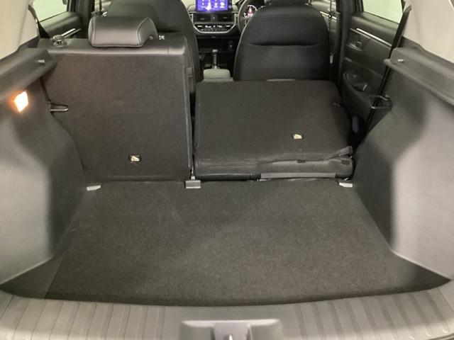 WR-V Z 試乗車 禁煙車 メモリーナビ フルセグ リアカメラ ETC 盗難防止装置 誤発進抑制 Rカメラ USB ESC LEDライト ABS ドラレコ パワーウィンドウ パワーステアリング フルオートエアコン(11枚目)