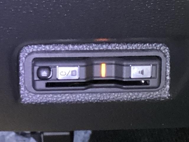 WR-V Z 試乗車 禁煙車 メモリーナビ フルセグ リアカメラ ETC 盗難防止装置 誤発進抑制 Rカメラ USB ESC LEDライト ABS ドラレコ パワーウィンドウ パワーステアリング フルオートエアコン(27枚目)