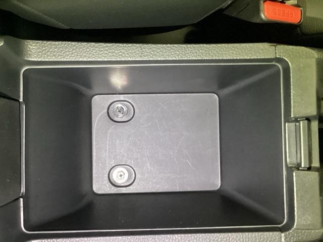 WR-V Z 試乗車 禁煙車 メモリーナビ フルセグ リアカメラ ETC 盗難防止装置 誤発進抑制 Rカメラ USB ESC LEDライト ABS ドラレコ パワーウィンドウ パワーステアリング フルオートエアコン(31枚目)