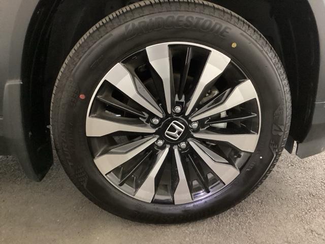 WR-V Z 試乗車 禁煙車 メモリーナビ フルセグ リアカメラ ETC 盗難防止装置 誤発進抑制 Rカメラ USB ESC LEDライト ABS ドラレコ パワーウィンドウ パワーステアリング フルオートエアコン(40枚目)