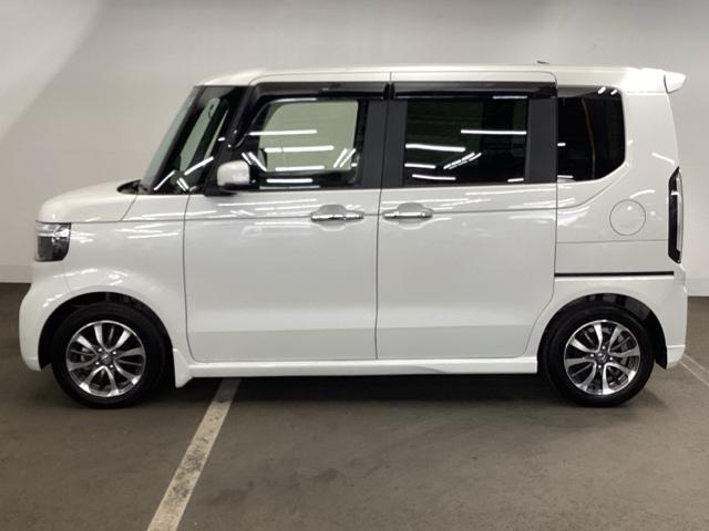 N-BOXカスタム ベースグレード 試乗車 メモリーナビ ドラレコ ETC CMBS Dレコ 禁煙 ベンチシート オートエアコン スマートキ LED 盗難防止装置 クルコン バックカメラ フルセグTV パワーステアリング エアバッグ(7枚目)