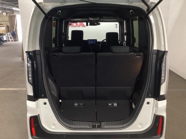 N-BOXカスタム ベースグレード 試乗車 メモリーナビ ドラレコ ETC CMBS Dレコ 禁煙 ベンチシート オートエアコン スマートキ LED 盗難防止装置 クルコン バックカメラ フルセグTV パワーステアリング エアバッグ(10枚目)