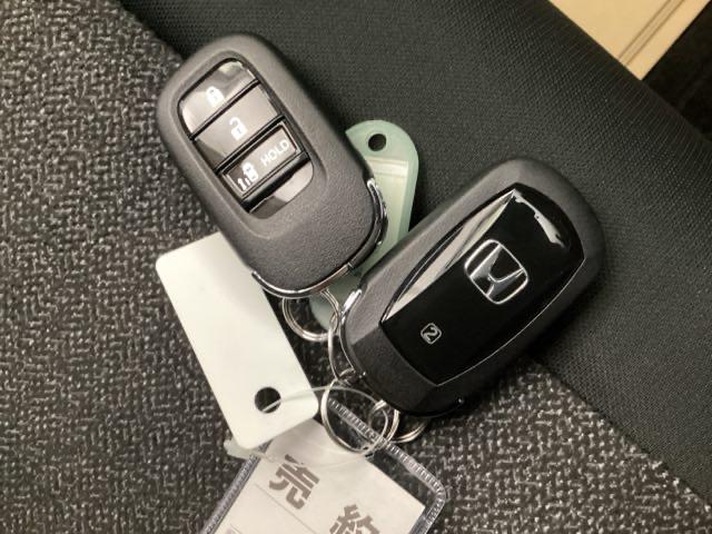 N-BOXカスタム ベースグレード 試乗車 メモリーナビ ドラレコ ETC CMBS Dレコ 禁煙 ベンチシート オートエアコン スマートキ LED 盗難防止装置 クルコン バックカメラ フルセグTV パワーステアリング エアバッグ(25枚目)