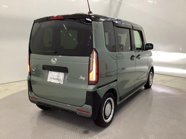 Ｎ－ＢＯＸジョイ ターボ　メモリーナビ　リアカメラ　ＥＴＣ　ＬＥＤヘッド　オートエアコン　バックカメラ　両側電動ドア　クリアランスソナー　パワーウィンドウ　オートライト　キーフリー　シートヒーター　フルセグ　スマートキー（8枚目）