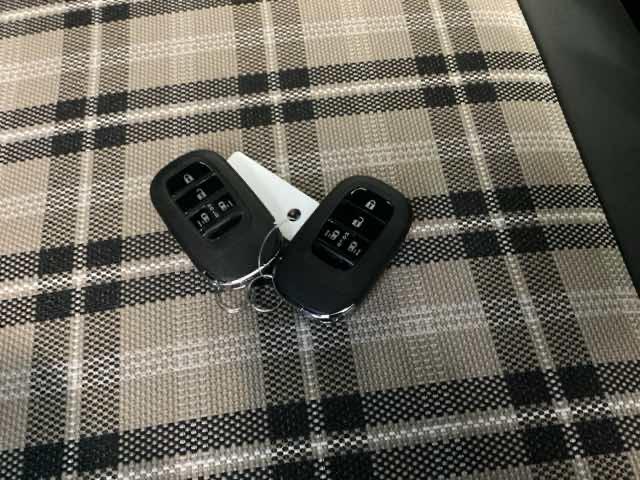 Ｎ－ＢＯＸジョイ ターボ　メモリーナビ　リアカメラ　ＥＴＣ　ＬＥＤヘッド　オートエアコン　バックカメラ　両側電動ドア　クリアランスソナー　パワーウィンドウ　オートライト　キーフリー　シートヒーター　フルセグ　スマートキー（18枚目）