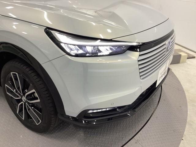 ヴェゼル ｅ：ＨＥＶＺ・ＰＬａＹパッケージＢＳＩ後退出庫サポートレス　メモリーナビ　リアカメラ　ＥＴＣ　オートクルーズコントロール　アイドリングストップ　ドラレコ　ＬＥＤヘッド　ＵＳＢ　電動テールゲート　衝突被害軽減システム　リヤカメラ　フルセグテレビ　横滑り防止装置（18枚目）