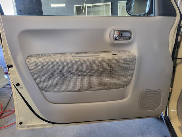 アルトラパン S ドライブレコーダー 衝突被害軽減システム オートライト HID スマートキー アイドリングストップ 電動格納ミラー シートヒーター ベンチシート CVT 盗難防止システム ABS ESC CD(50枚目)