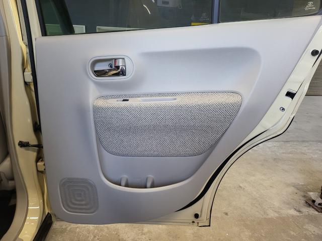 アルトラパン S ドライブレコーダー 衝突被害軽減システム オートライト HID スマートキー アイドリングストップ 電動格納ミラー シートヒーター ベンチシート CVT 盗難防止システム ABS ESC CD(53枚目)