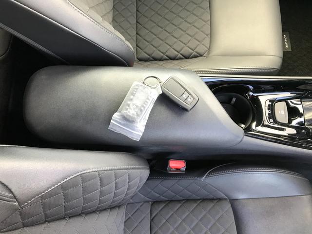 Ｃ－ＨＲ Ｇ　モード　ネロ　セーフティプラスＩＩ　ディスプレイオーディオ　パノラマビューモニター　ハーフレザーシート　シートヒーター　レーダークルーズコントロール　クリアランスソナー　ブラインドスポットモニター（35枚目）