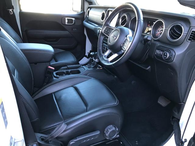 ジープ・ラングラーアンリミテッド サハラ 純正ナビ フルセグTV Bカメラ サブウーハー付きアルパイン製プレミアムスピーカー 黒革 シートヒーター&ステアリングヒーター アダプティブクルーズコントロール BSM 前後コーナーセンサー(19枚目)