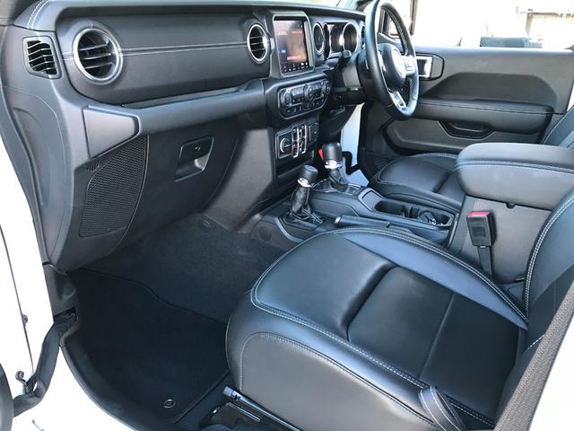 ジープ・ラングラーアンリミテッド サハラ 純正ナビ フルセグTV Bカメラ サブウーハー付きアルパイン製プレミアムスピーカー 黒革 シートヒーター&ステアリングヒーター アダプティブクルーズコントロール BSM 前後コーナーセンサー(24枚目)