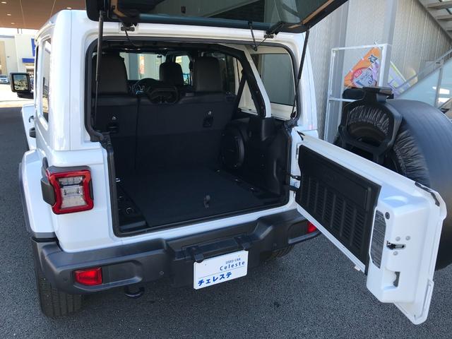 ジープ・ラングラーアンリミテッド サハラ 純正ナビ フルセグTV Bカメラ サブウーハー付きアルパイン製プレミアムスピーカー 黒革 シートヒーター&ステアリングヒーター アダプティブクルーズコントロール BSM 前後コーナーセンサー(28枚目)