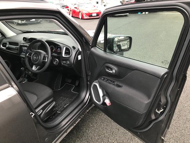 ジープ・レネゲード ロンジチュード ワンオーナー 純正ディスプレイオーディオ バックカメラ 純正16インチアルミ プッシュスタート Bluetooth ブラインドスポットモニター コーナーセンサー レーンアシスト クルーズコントロール(15枚目)