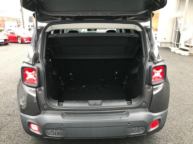 ジープ・レネゲード ロンジチュード ワンオーナー 純正ディスプレイオーディオ バックカメラ 純正16インチアルミ プッシュスタート Bluetooth ブラインドスポットモニター コーナーセンサー レーンアシスト クルーズコントロール(28枚目)